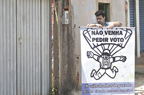 Criador do site, Carlos Alberto incentiva a participação popular: mobilização repercute (Ed Alves/CB/D.A Press) Criador do site, Carlos Alberto incentiva a participação popular: mobilização repercute (Ed Alves/CB/D.A Press)