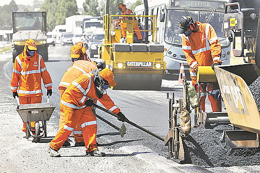 Distritais aprovam projeto de lei que proíbe obras públicas em horários de pico 