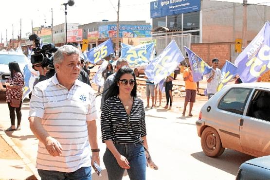 Alberto Fraga (DEM) fez campanha no Sol Nascente e voltou a atacar Ibaneis Rocha (Marilia Lima/Esp. CB/D.A Press)