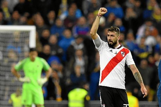 Lucas Pratto, que trocou  o São Paulo pelo River, empatou a partida (Gabriel Bouys/AFP)