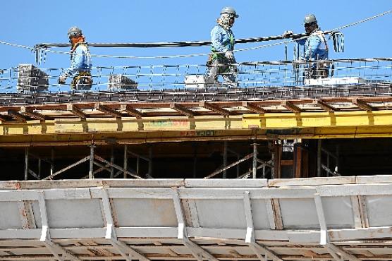 Investimentos previstos para este ano poderão aquecer o setor da construção civil e reduzir o desemprego no Distrito Federal (Marcelo Ferreira/CB/D.A Press - 14/7/14
)