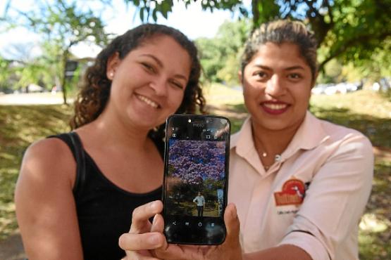 Dhenny Laylla (E) e Aline Santos: encantamento na 108 Sul