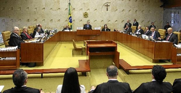 Supremo analisa ações movidas pela OAB e pelos partidos Patriota e PCdoB. Julgamento começou ontem,  mas resultado só sai na próxima semana (Fabio Rodrigues Pozzebom/Agência Brasil
)