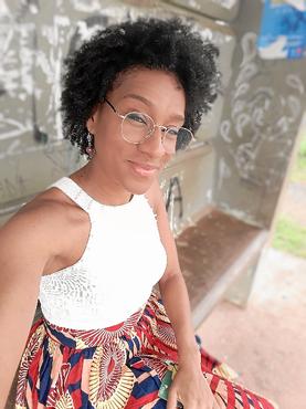 Mara Karina, que está se especializando em jornalismo político, diz que a mídia brasileira representa o negro a partir de estereótipos (Arquivo Pessoal) Mara Karina, que está se especializando em jornalismo político, diz que a mídia brasileira representa o negro a partir de estereótipos (Arquivo Pessoal)