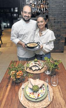 Chef Marcelo Petraca e a esposa Marcella dão dicas para montar uma bela mesa (Minervino Júnior/CB/DA.Press)