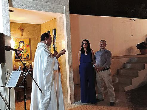Helena Camirca é devota da padroeira da paróquia (Arquivo Pessoal) Helena Camirca é devota da padroeira da paróquia (Arquivo Pessoal)