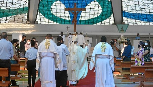 Missa de Corpus Christi na Catedral Metropolitana Nossa Senhora Aparecida foi celebrada por dom Marcony (Ed Alves/CB/D.A Press)