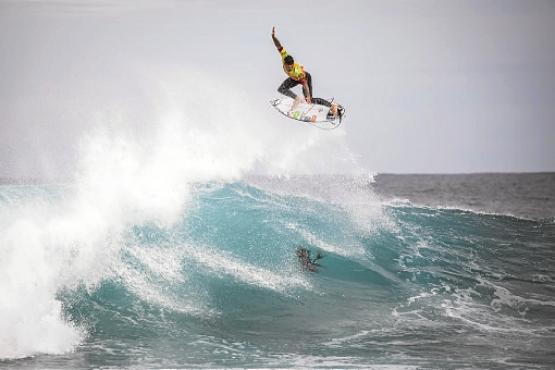  (Matt Dunbar/World Surf League - 2/7/21)