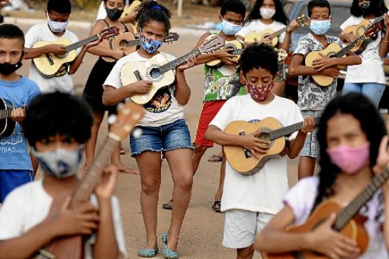 Projeto social no Setor Oeste da Estrutural atende, em média, 45 pessoas. Ação também ocorre nas regiões de Santa Luzia (Estrutural) e Vila Telebrasília (Carlos Vieira/CB/D.A Press)