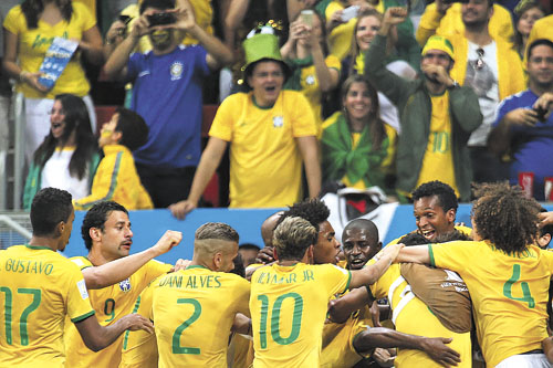 Seleção brasileira de futebol feminino estreia na Copa do Mundo em