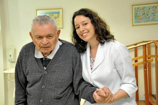 Fernanda com Francisco Soares: cuidado (Edy Amaro/Esp. CB/D.A Press)