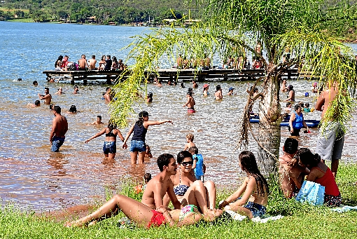 Lago Paranoá contará com placas de sinalização ao banhistas